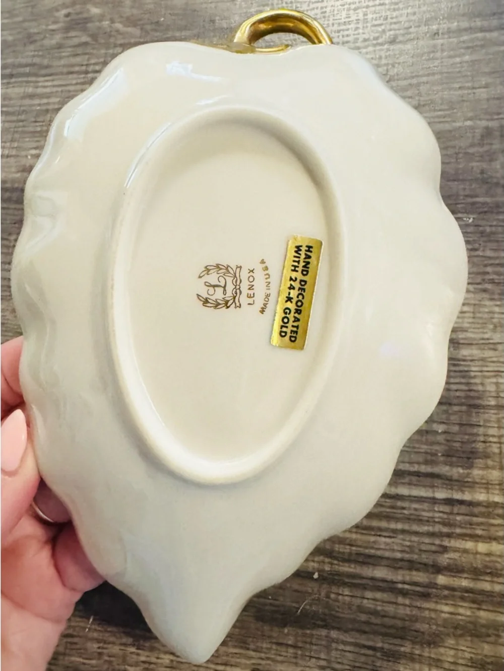 Lenox Vintage Leaf Dish 24K Gold Trim Ivory Trinket Dish - Picture 7 of 8